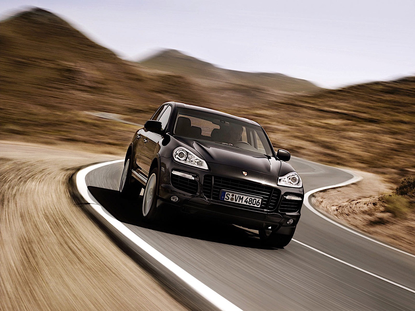 Porsche Cayenne Turbo photo 16