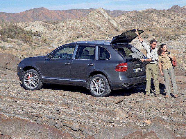 Porsche Cayenne Turbo Foto 18