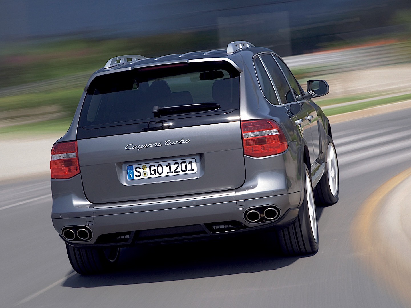 Porsche Cayenne Turbo photo 20