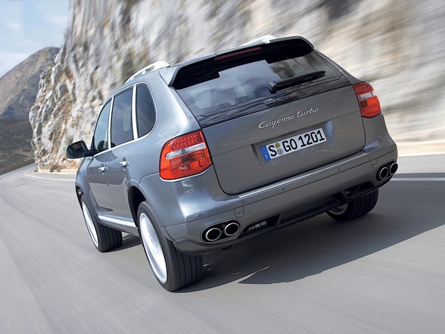 Porsche Cayenne Turbo Foto 21