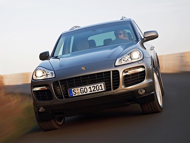 Porsche Cayenne Turbo Foto 22