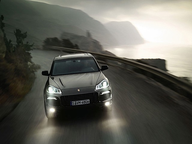 Porsche Cayenne Turbo Foto 25
