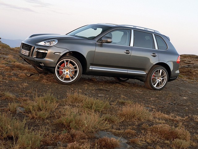 Porsche Cayenne Turbo Foto 31