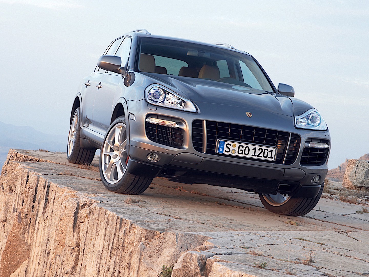Porsche Cayenne Turbo photo 35