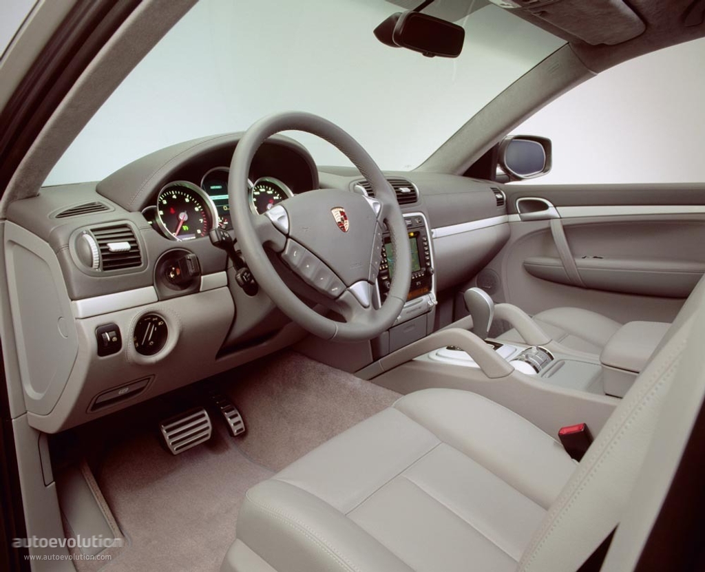 Porsche Cayenne Turbo photo 37