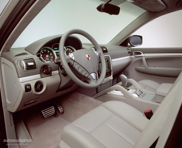 Porsche Cayenne Turbo Foto 37