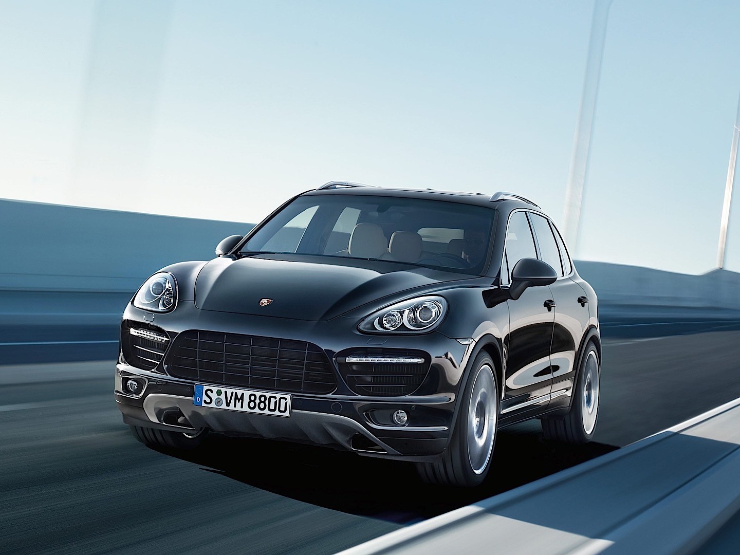 Porsche Cayenne Turbo photo 18