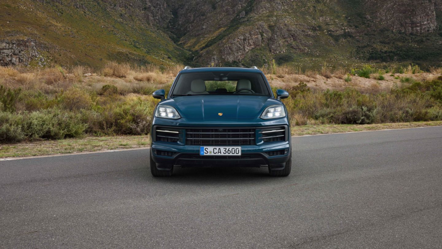 Porsche Cayenne photo 15