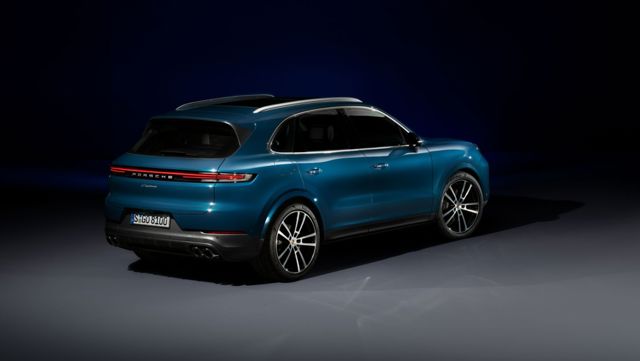 Porsche Cayenne photo 3
