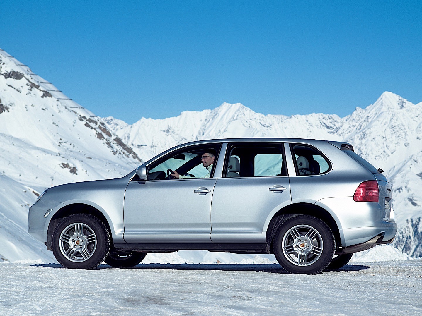 Porsche Cayenne photo 19