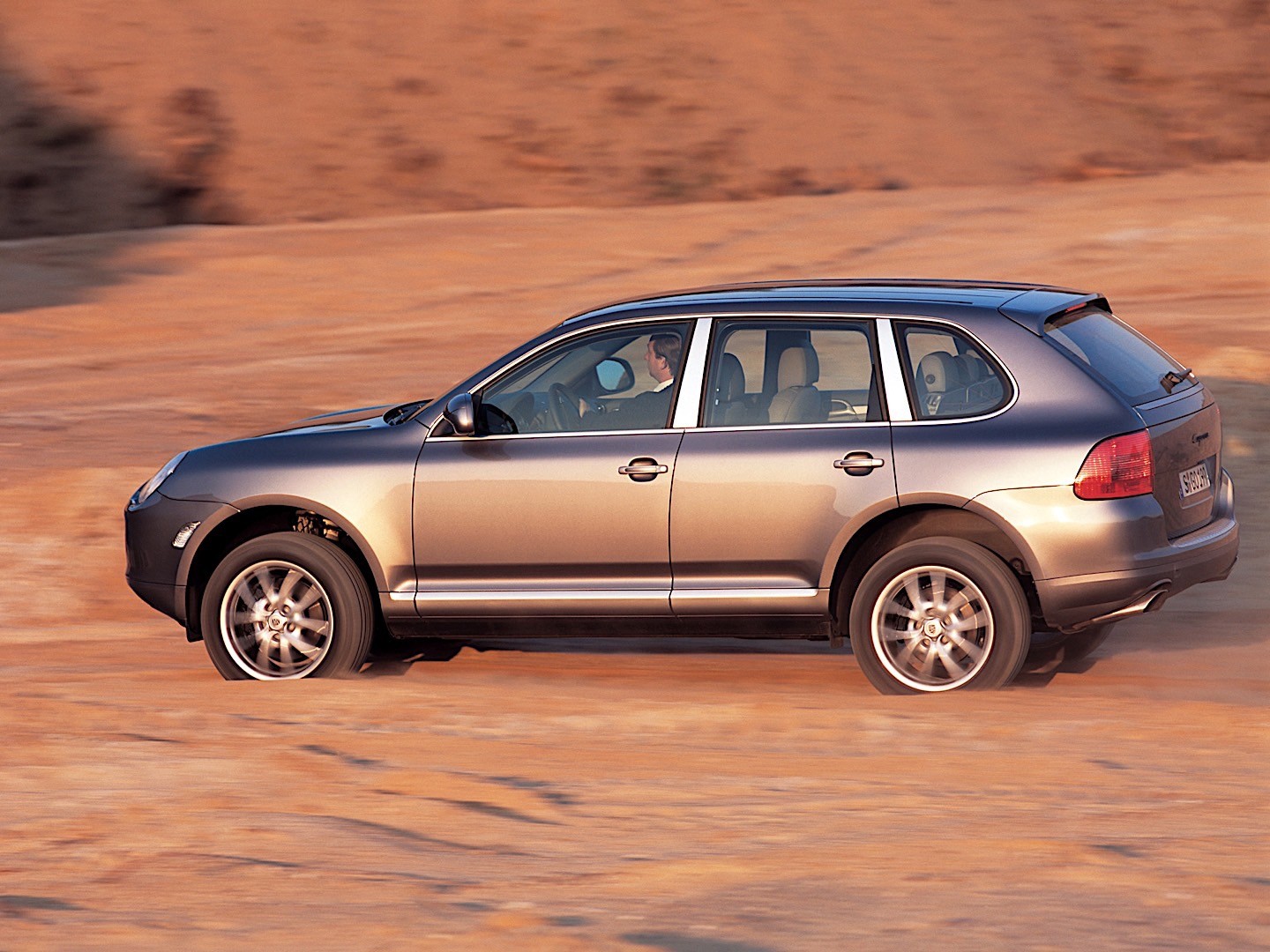 Porsche Cayenne photo 28