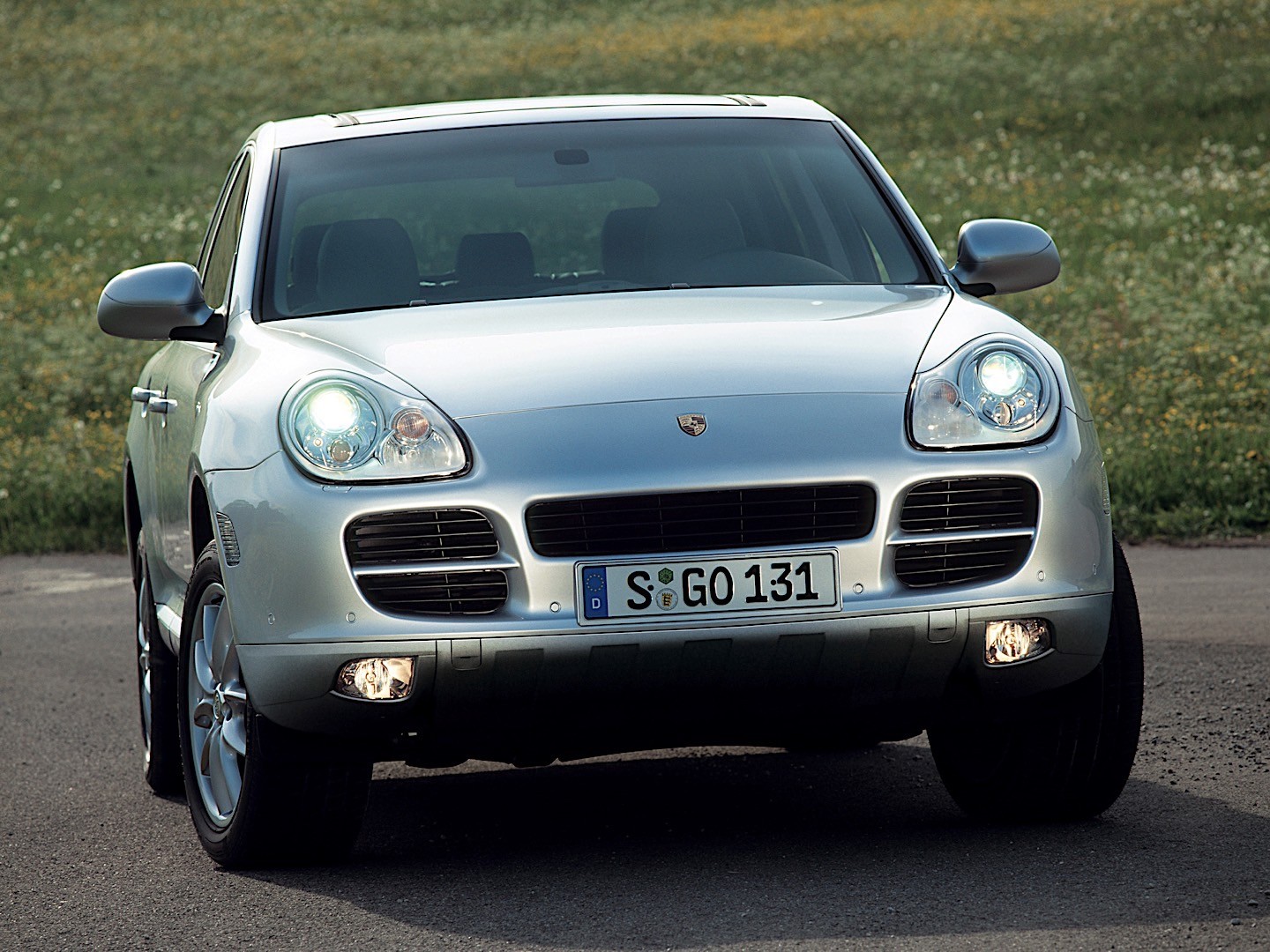 Porsche Cayenne photo 33