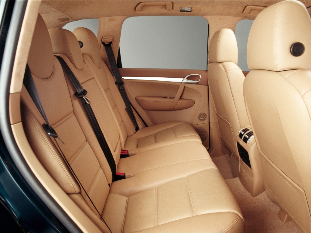 Porsche Cayenne photo 53