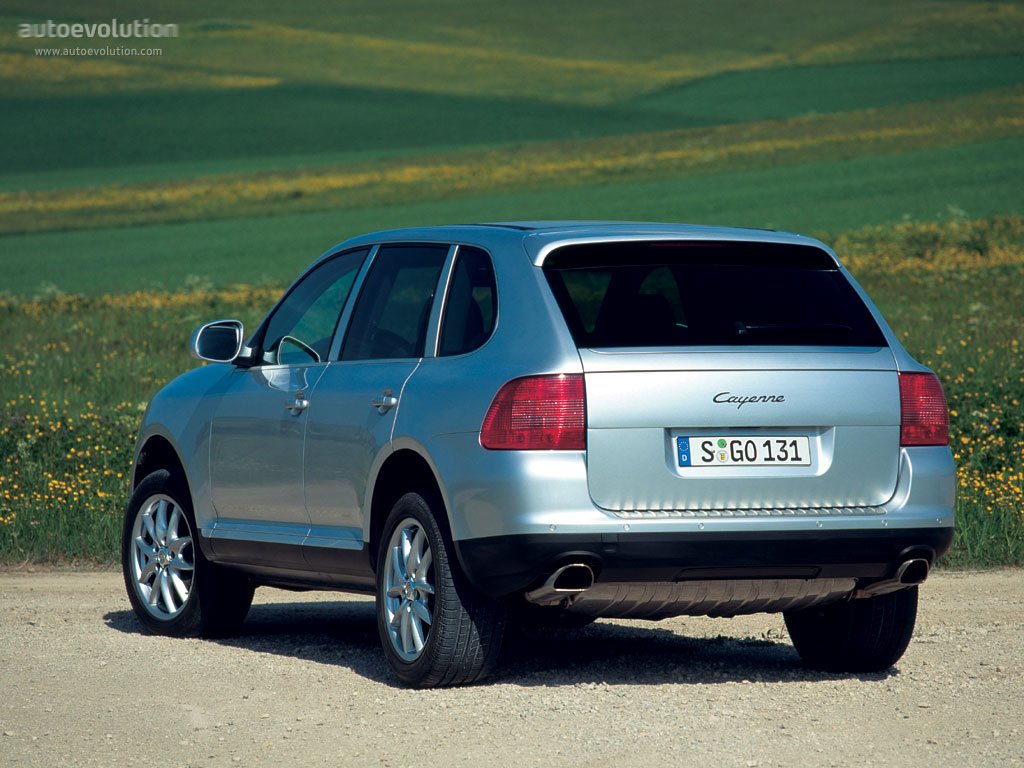 Porsche Cayenne photo 2