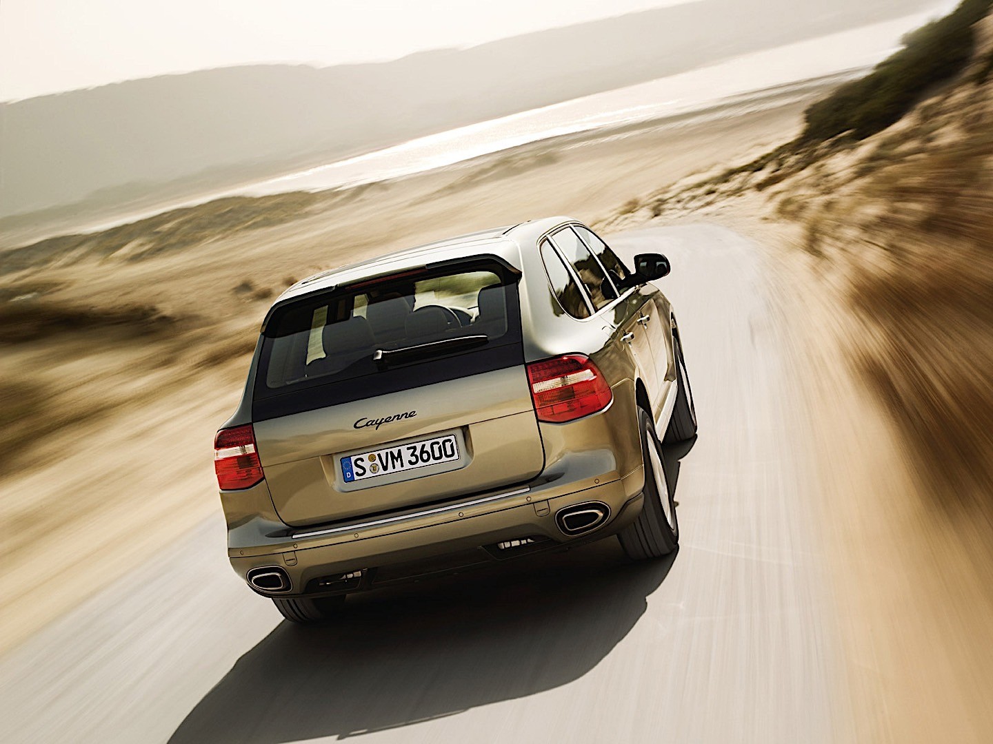 Porsche Cayenne photo 12