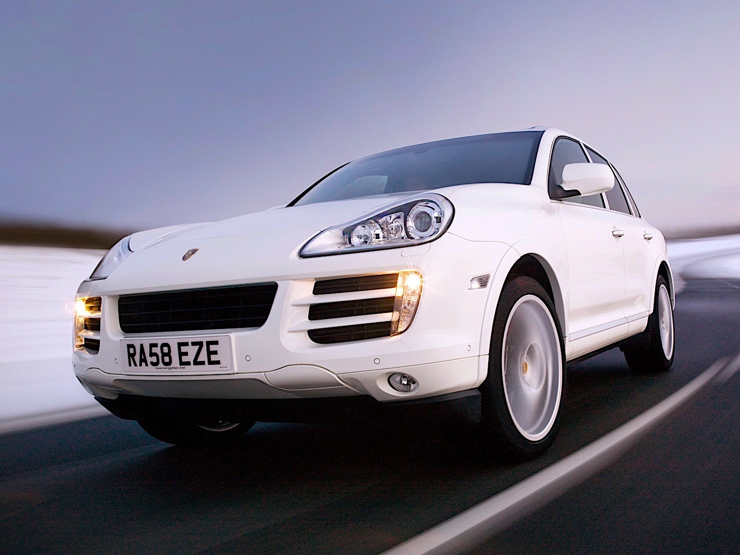 Porsche Cayenne photo 25