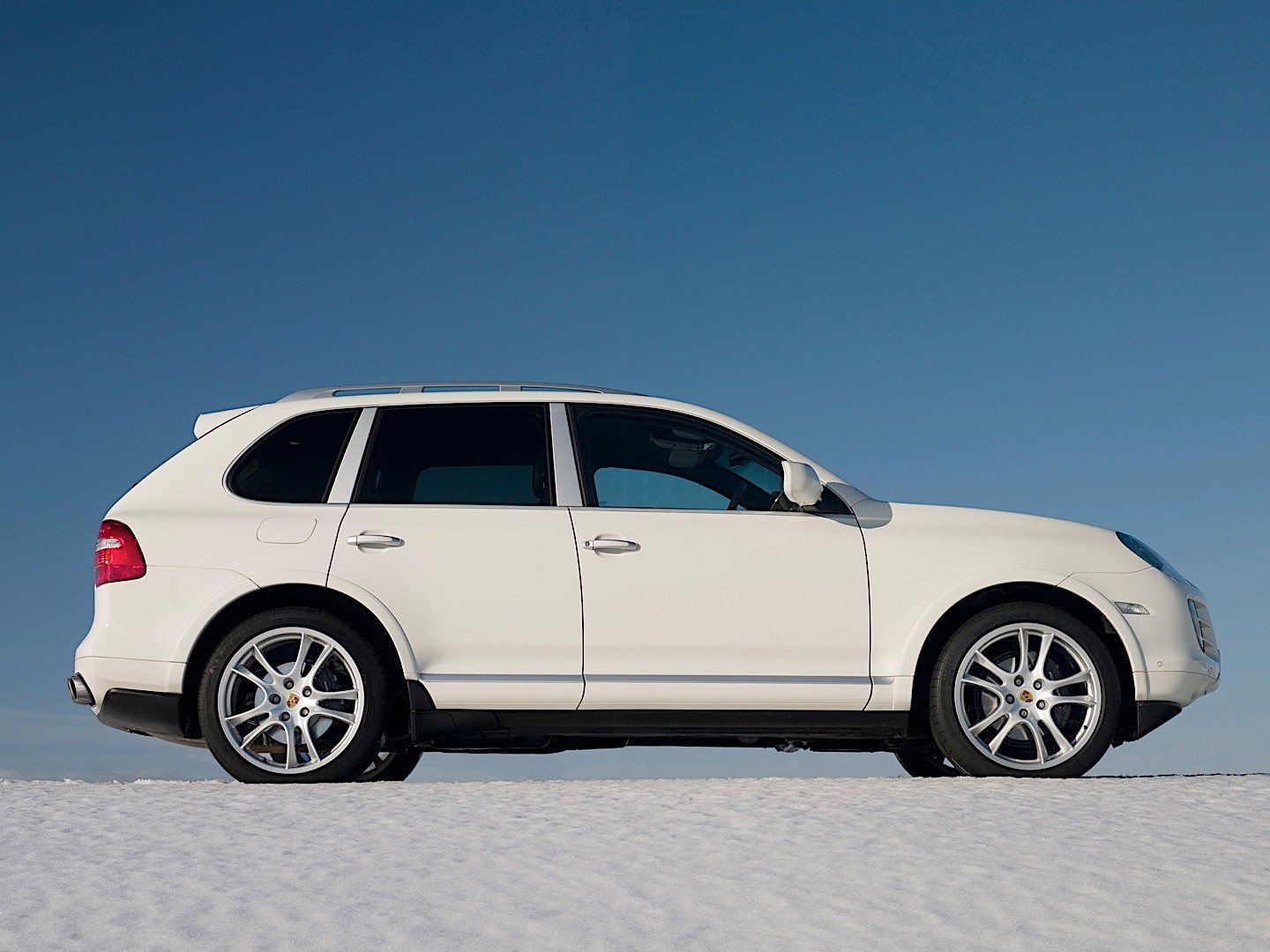 Porsche Cayenne photo 29