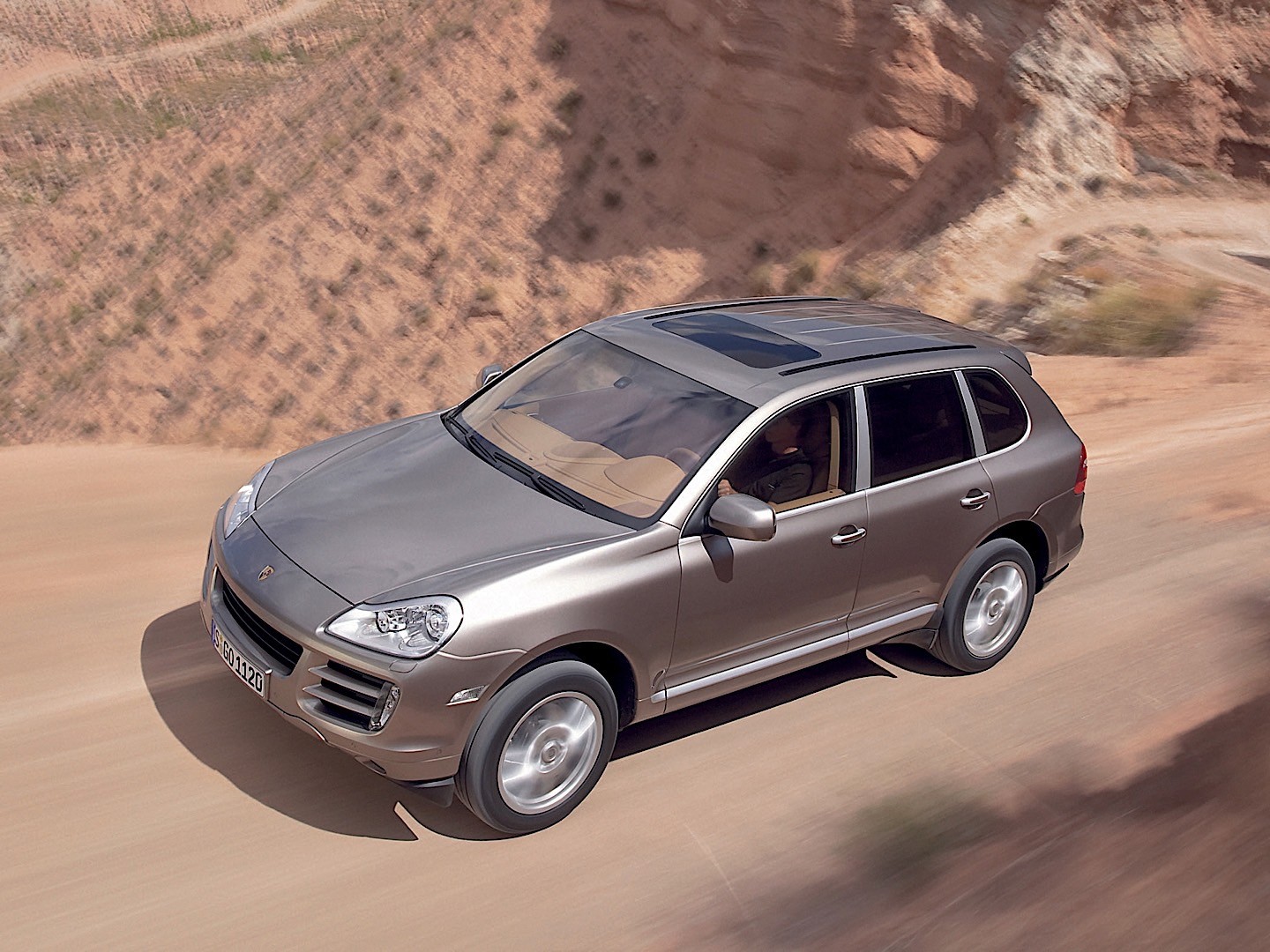 Porsche Cayenne photo 39