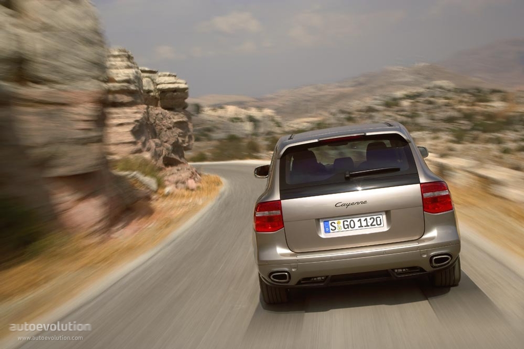 Porsche Cayenne photo 3