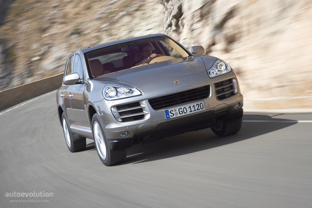 Porsche Cayenne photo 4