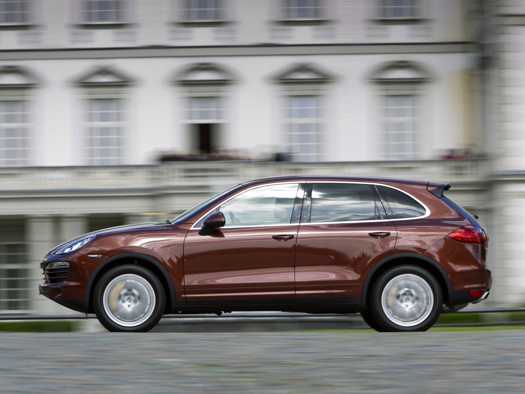 Porsche Cayenne photo 21