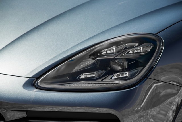 Porsche Cayenne foto 38