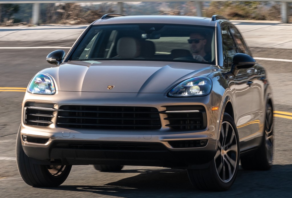 Porsche Cayenne photo 52