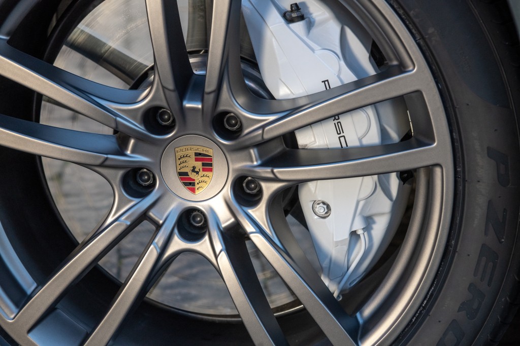 Porsche Cayenne photo 57