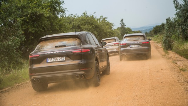 Porsche Cayenne Foto 12
