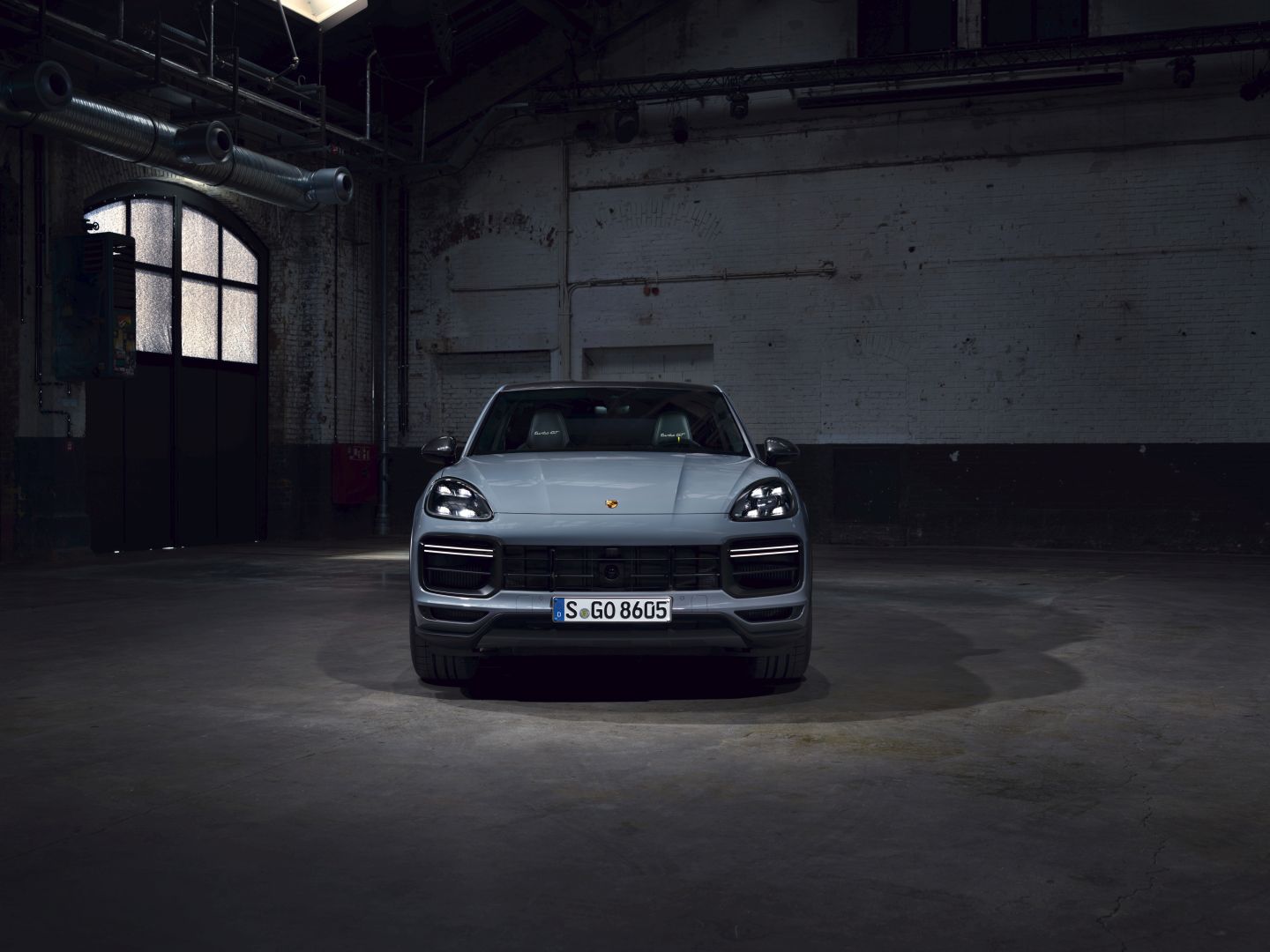 Porsche Cayenne photo 9