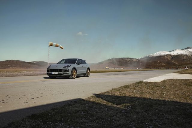 Porsche Cayenne Foto 15