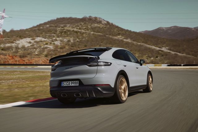 Porsche Cayenne Foto 18