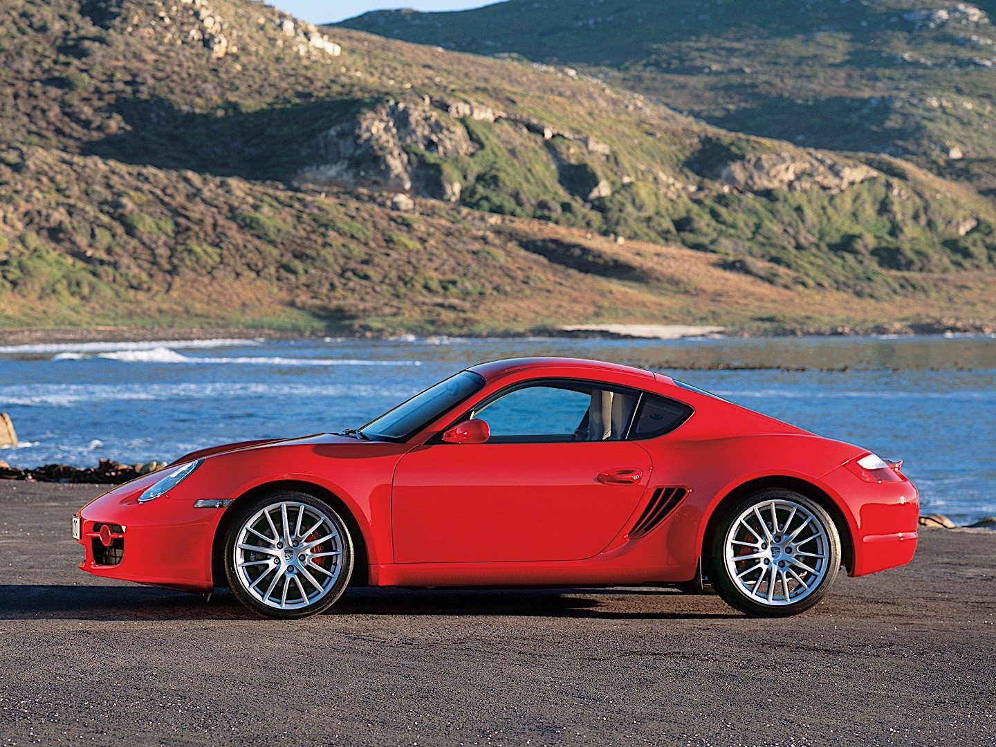 Porsche Cayman S photo 10