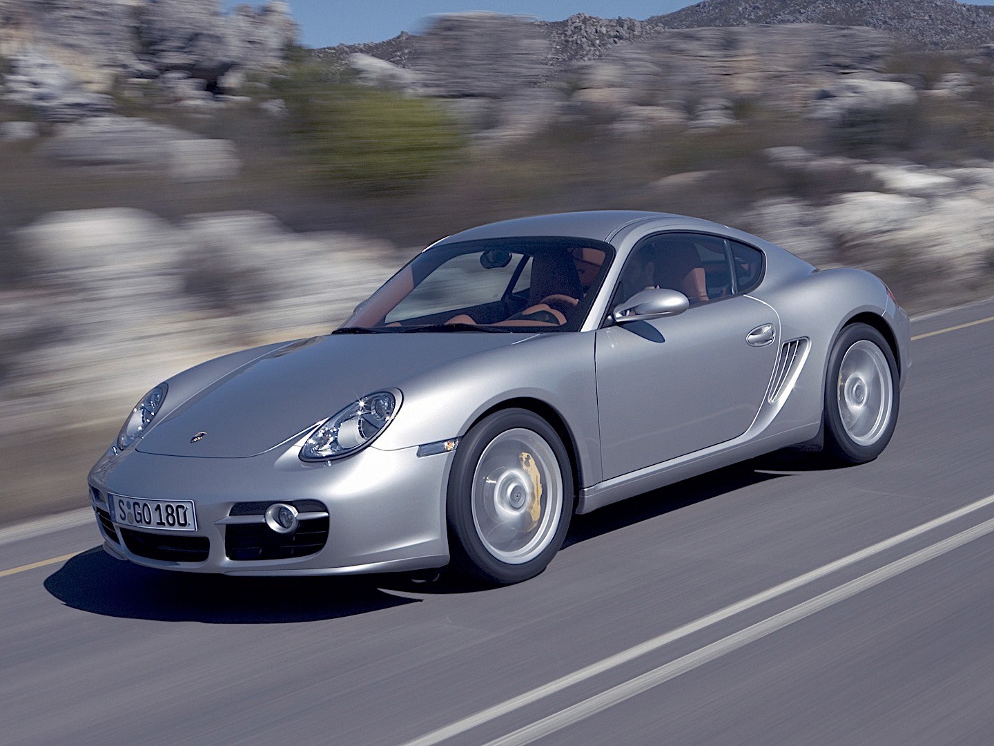 Porsche Cayman S photo 17