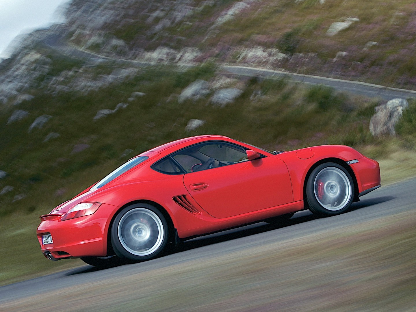 Porsche Cayman S photo 18