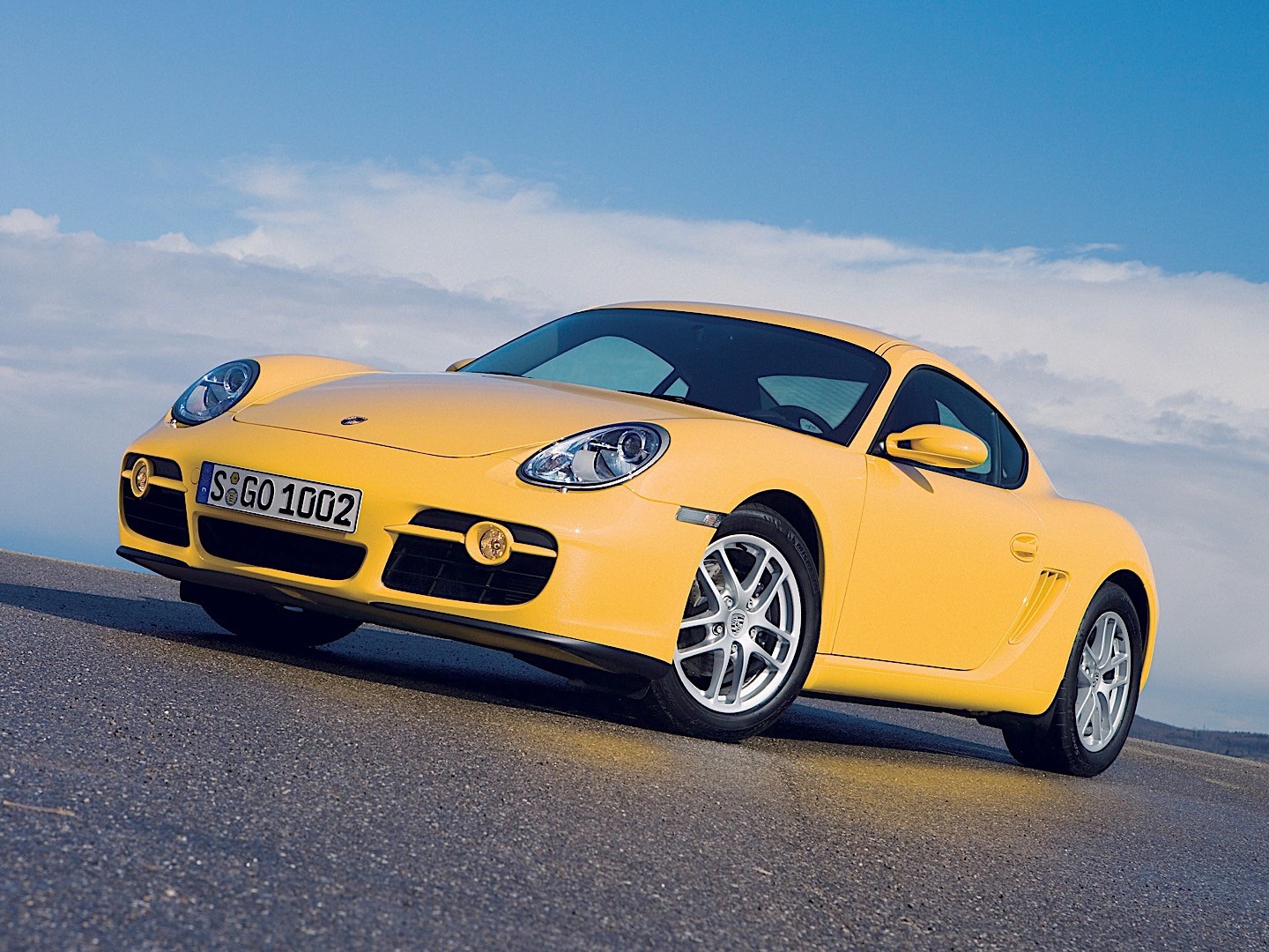 Porsche Cayman photo 18