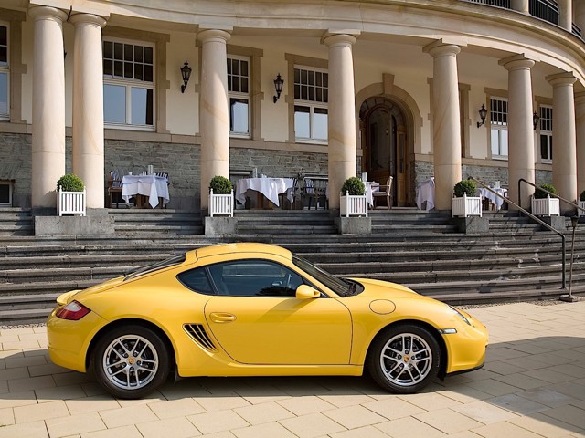 Porsche Cayman photo 24