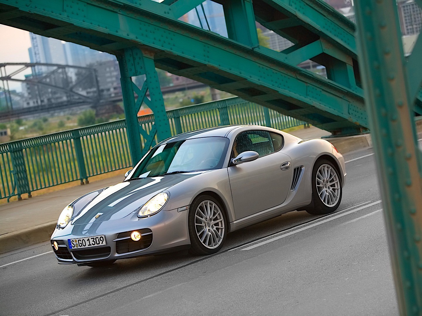 Porsche Cayman photo 30