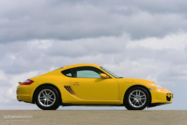 Porsche Cayman photo 5