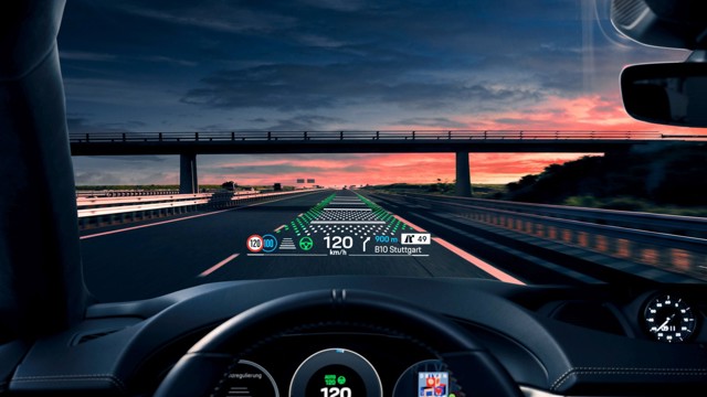 Porsche Macan 4 Electric photo 13