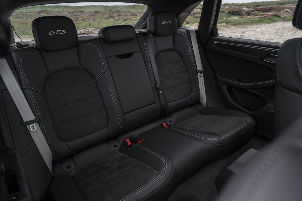 Porsche Macan Gts photo 55