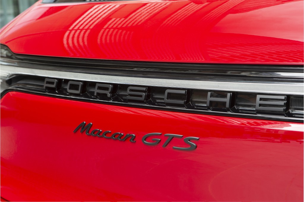 Porsche Macan Gts photo 22