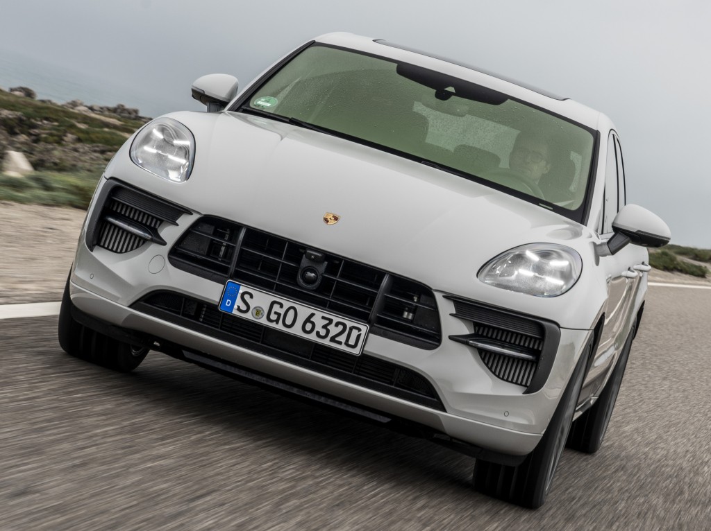Porsche Macan Gts photo 24