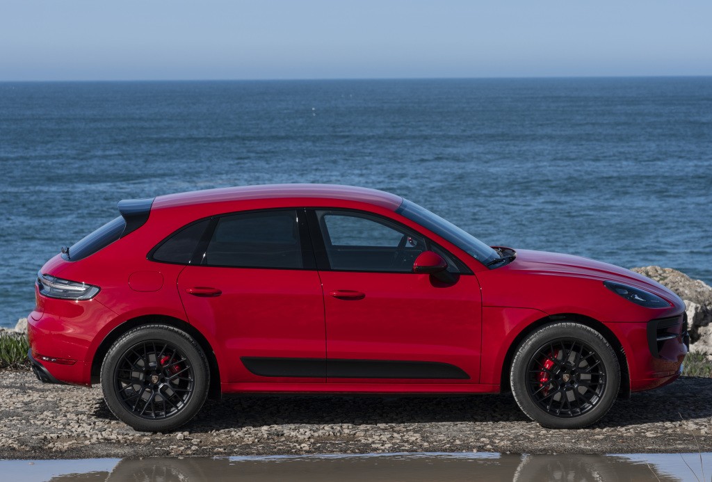 Porsche Macan Gts photo 40