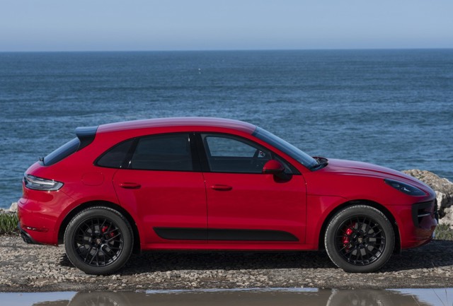 Porsche Macan Gts photo 40