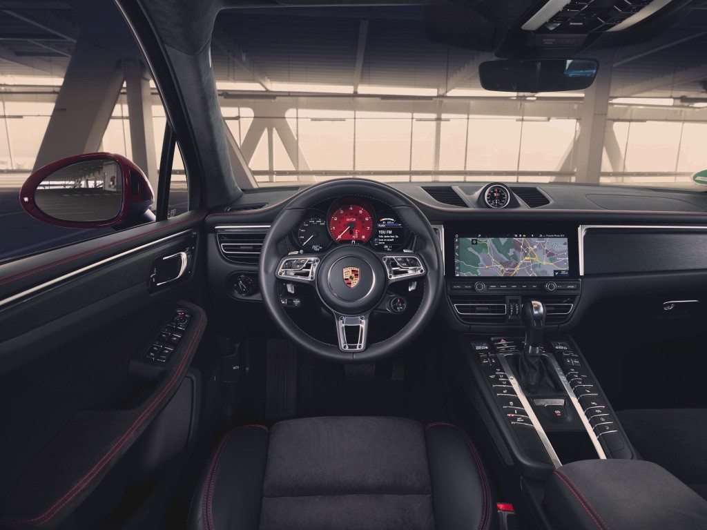 Porsche Macan Gts photo 44