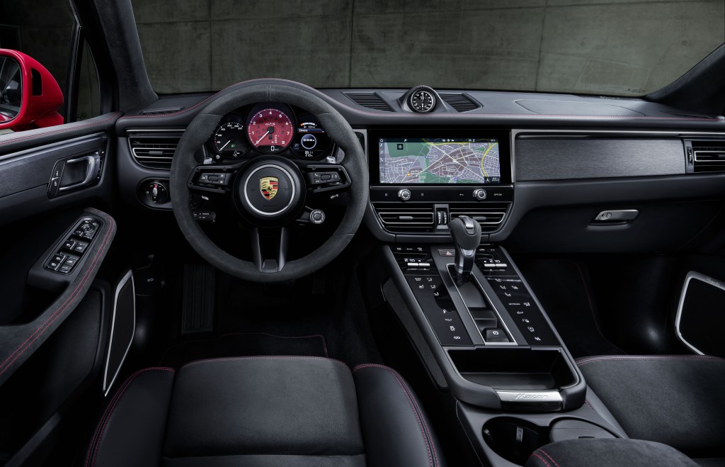Porsche Macan Gts photo 69
