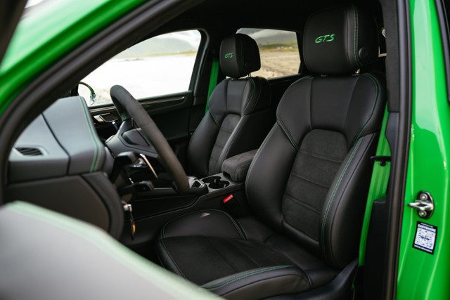 Porsche Macan Gts photo 79