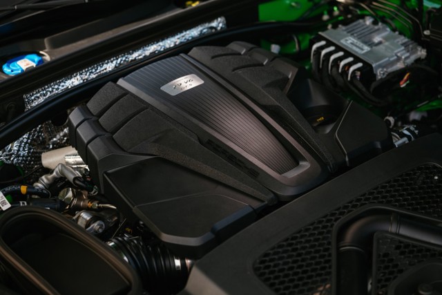 Porsche Macan Gts photo 81