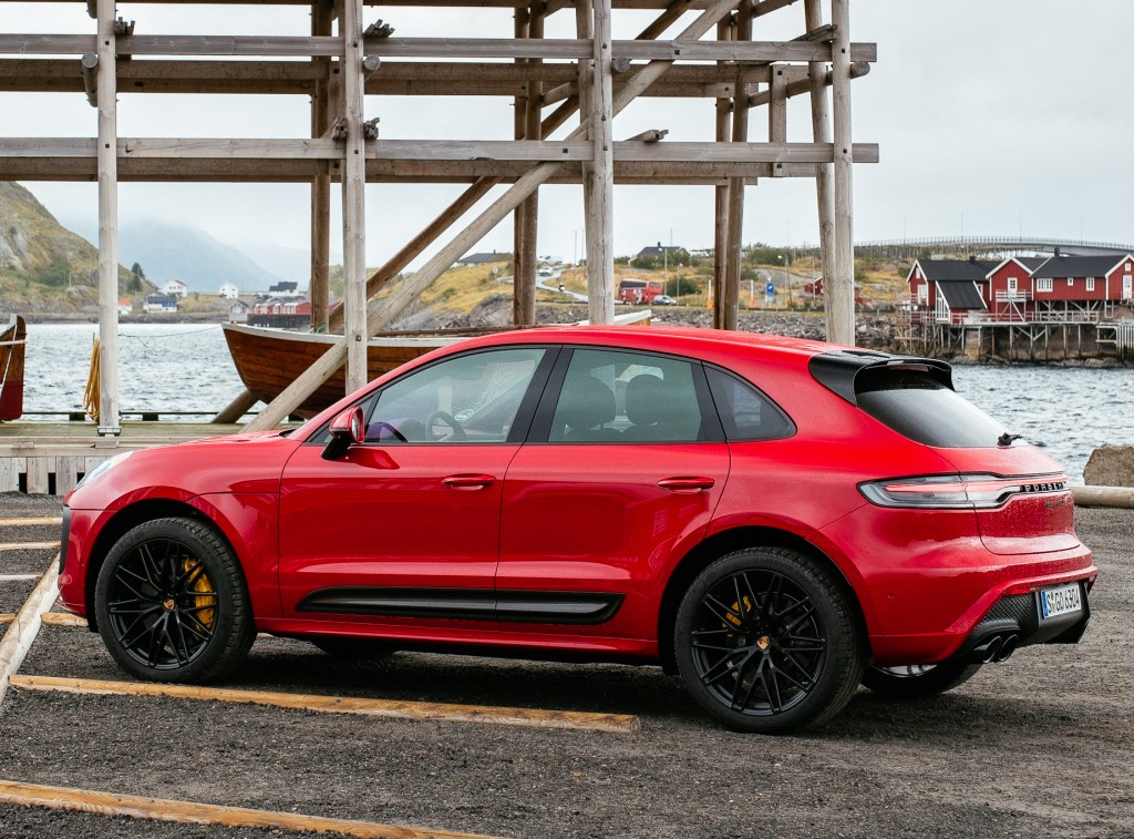 Porsche Macan Gts photo 34